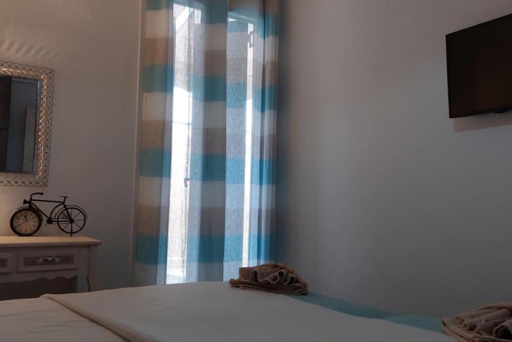 Old Port View Apartment, Διαμέρισμα Στο Κέντρο 2 Υπνοδωματίων Corfu  Экстерьер фото